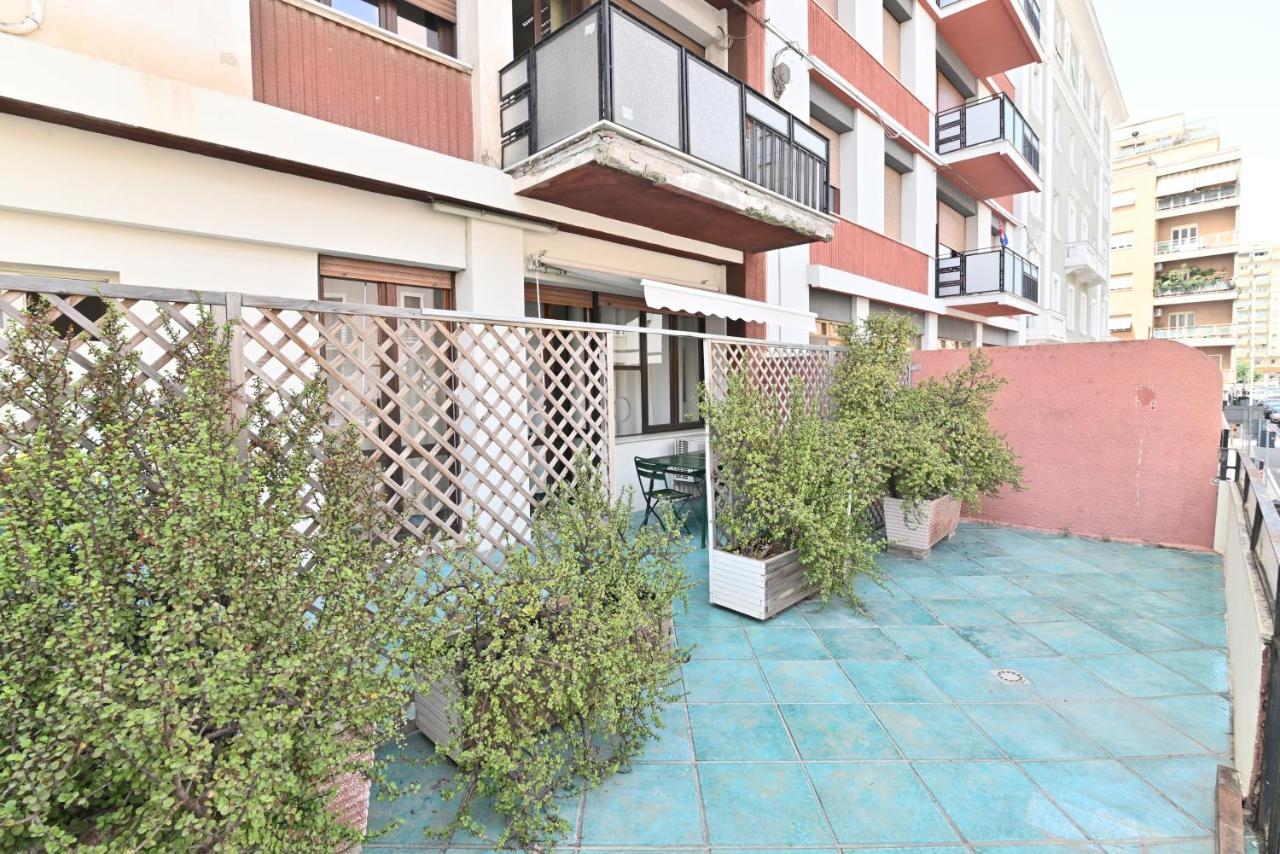 Izzhome Holiday Terrace Cagliari Exterior foto